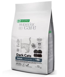 SUPERIOR CARE korn laus með síld fyrir fullorðna ketti með dökkan feld 1.5kg